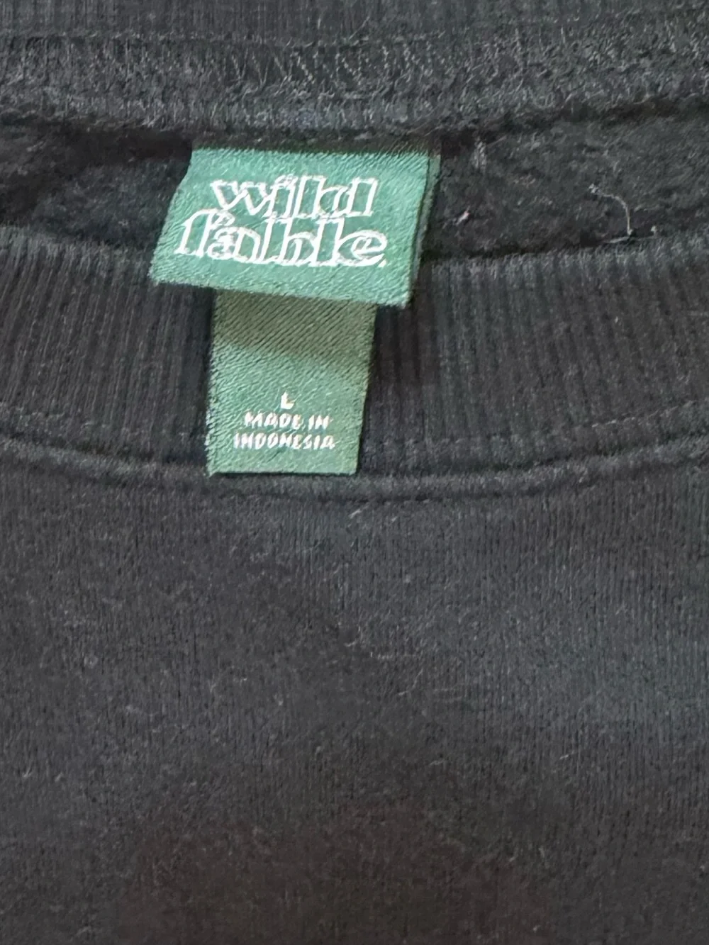 Wild Fable Raw Hem Cropped sweatshirt - Picture 4 of 4